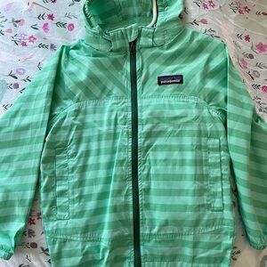 Patagonia Green Striped Sun Jacket